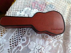 ag guitar b